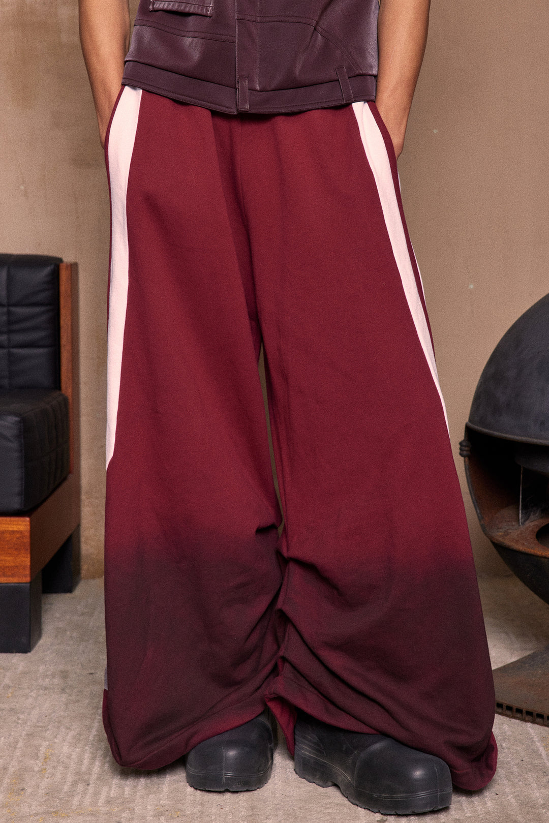 Red dual tone printed wide leg sports pants