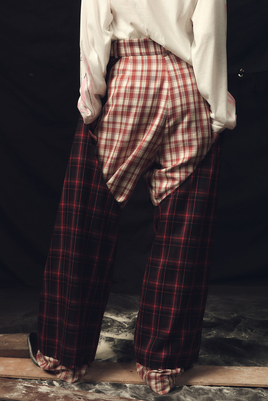 Double layered cross checkered pants