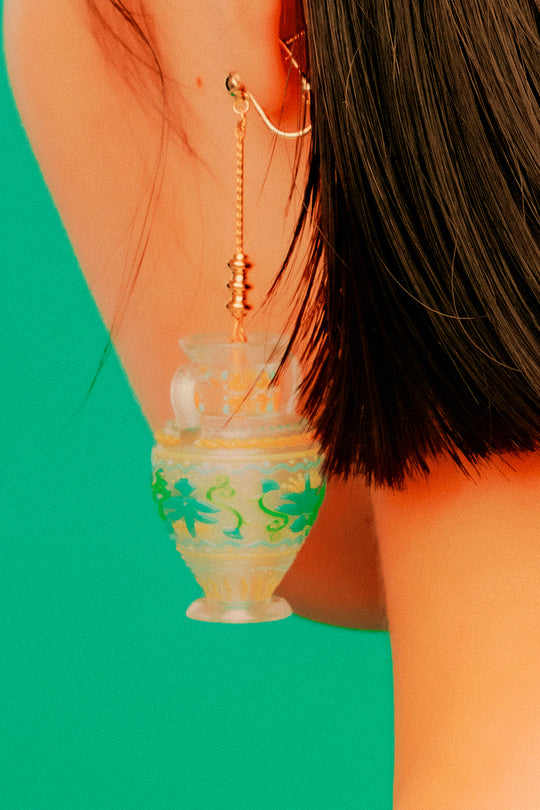 Flower vase single earring