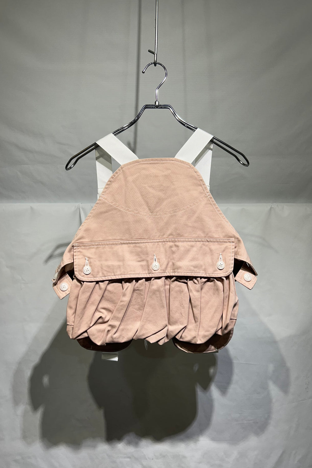 HOUGA look-forward vest