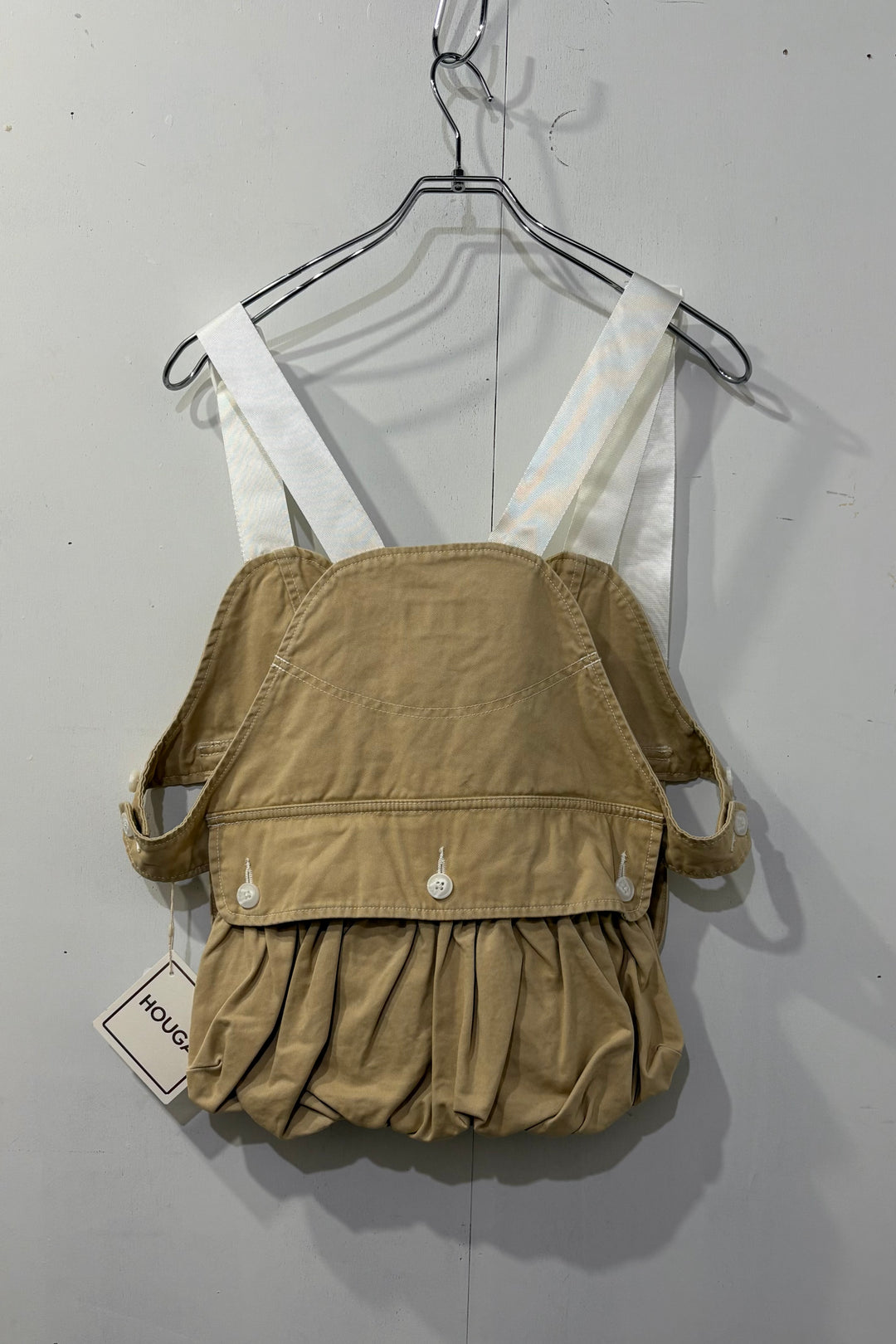 HOUGA look-forward vest