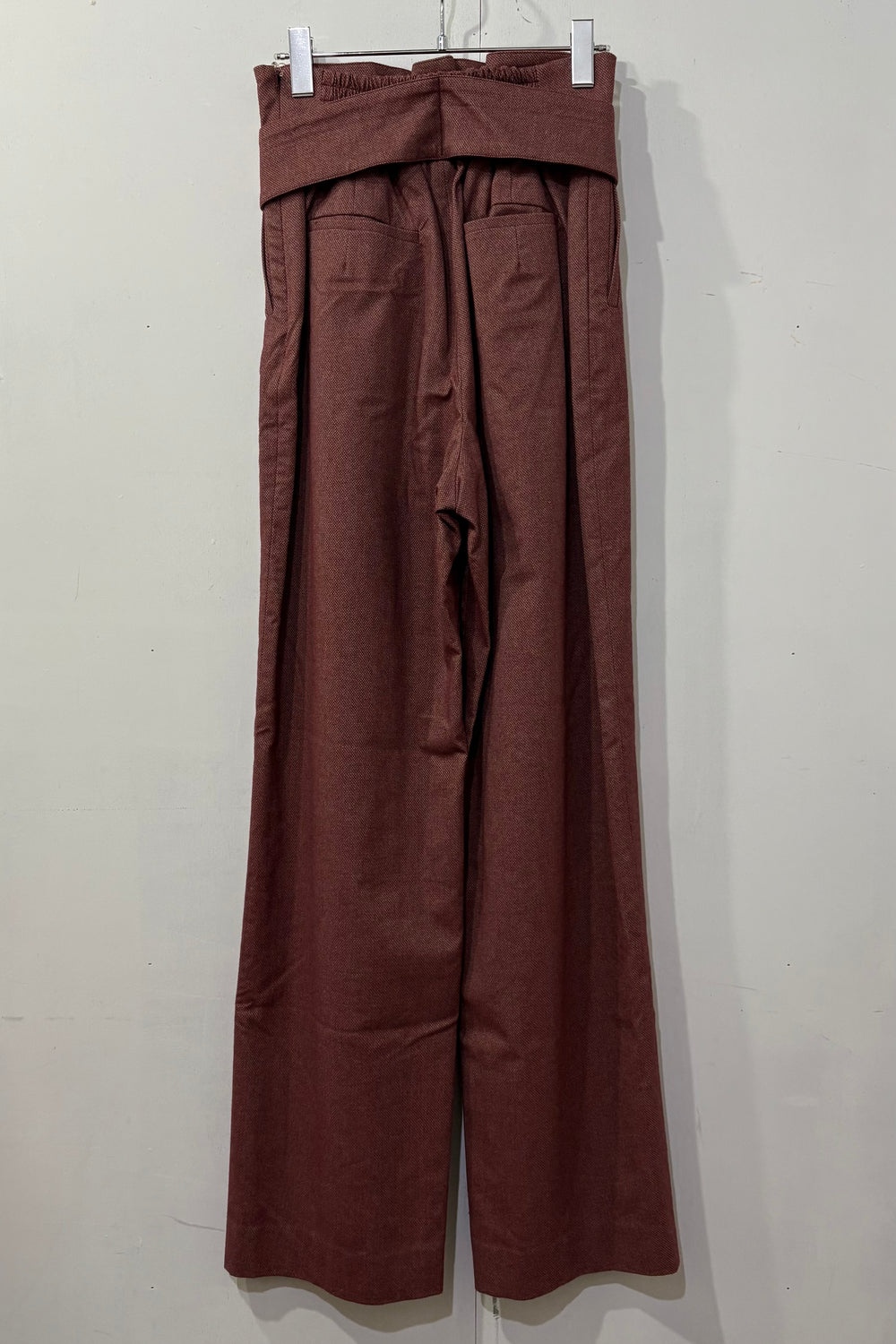 ritsu Frill waist belt wool like straight-leg pants Bordeaux
