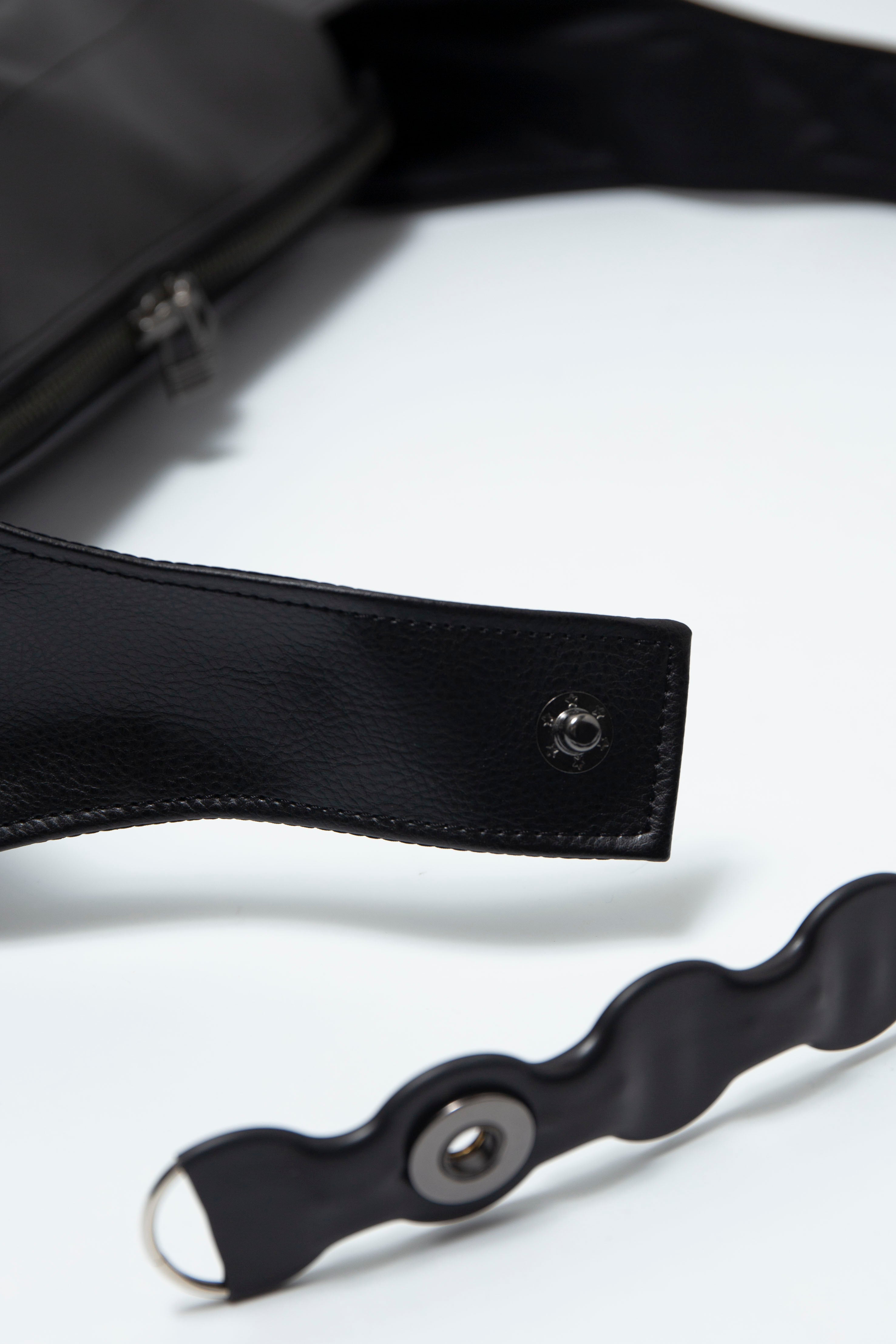 バッグ ryaw CONNECT BAG CONNECT BAG BLACK / ryaw（リャウ）通販 / 店舗 / 渋谷・神泉