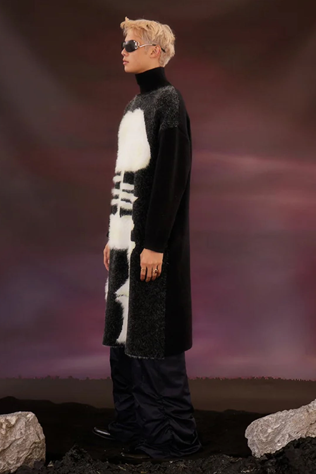 Black fishbone long sweater