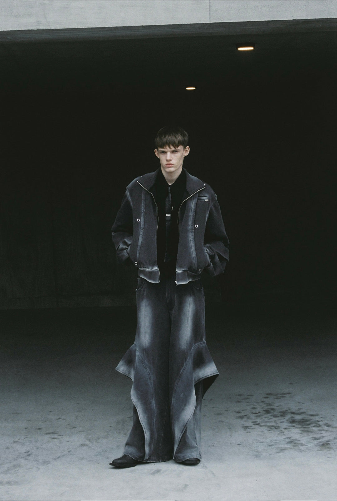 Angel Fin Layer Sweatpants Charcoal