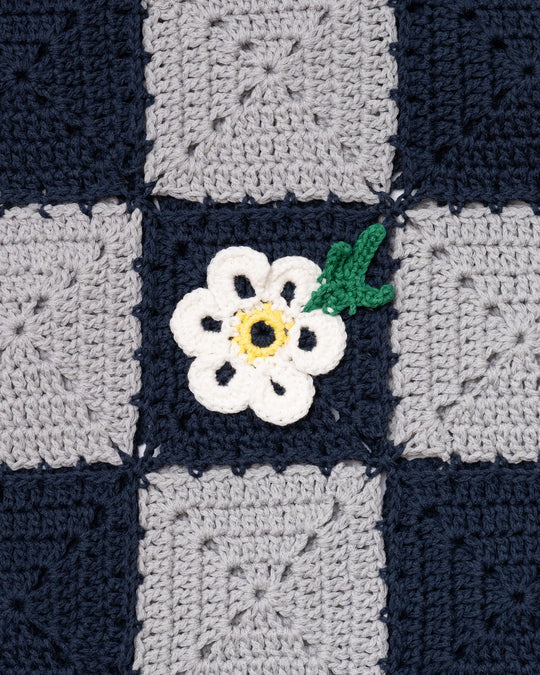 LUFON CROCHET FLOWER MOTIF HAND KNIT STOLE - NAVY / GREY