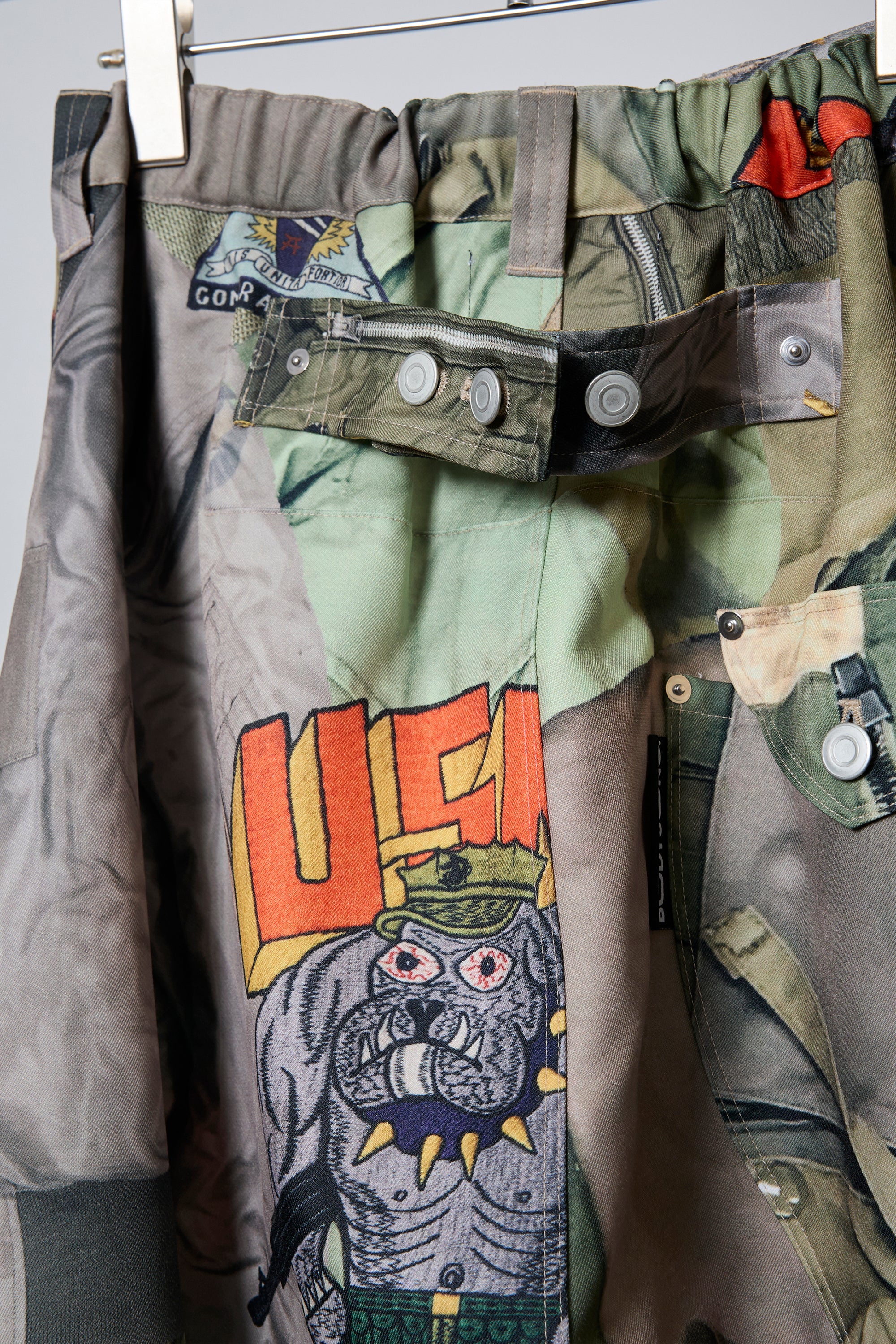 3D CUT TROUSERS TROMPE L'OEIL JUV KHAKI bodysong.（ボディソング