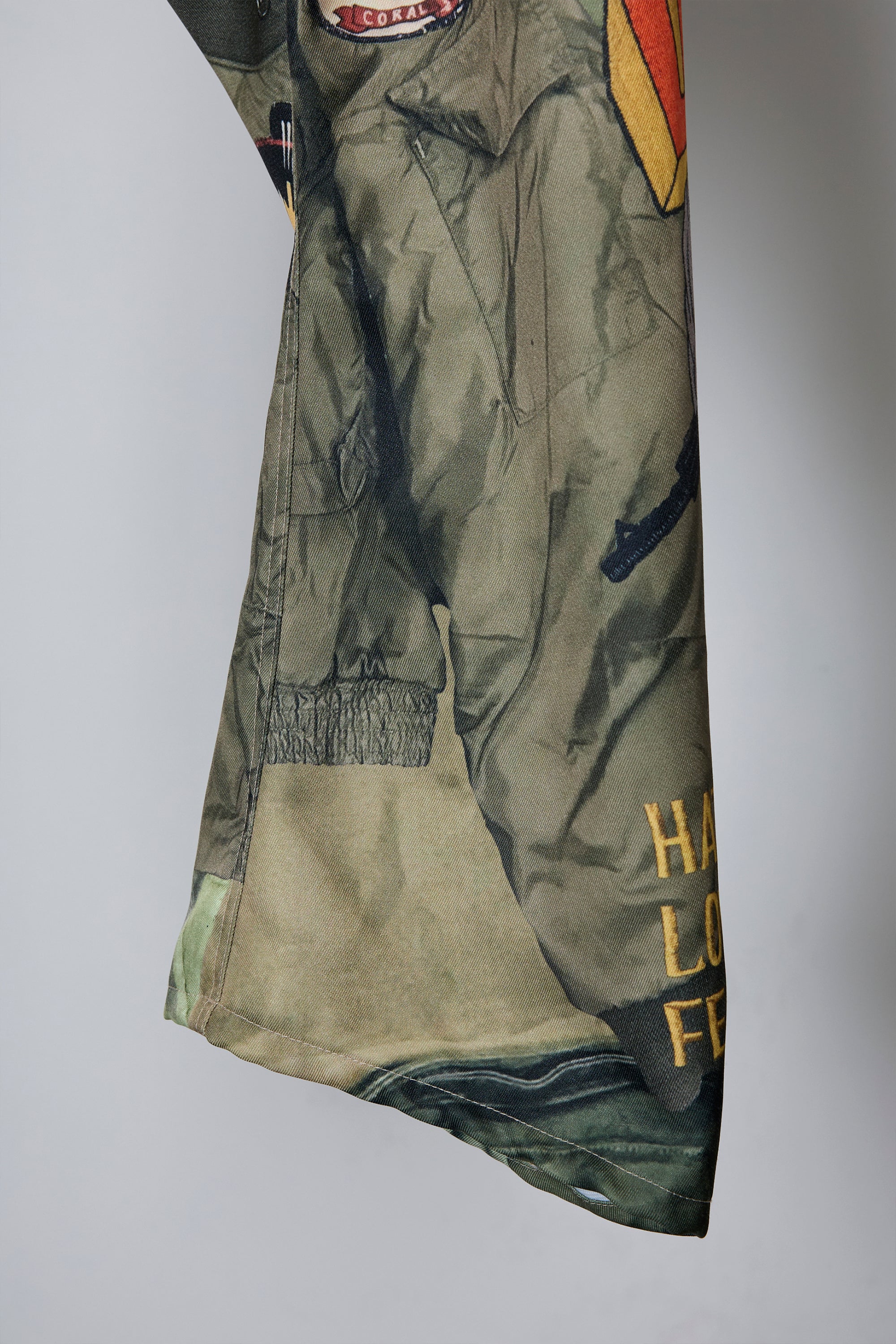 3D CUT TROUSERS TROMPE L'OEIL JUV KHAKI bodysong.（ボディソング