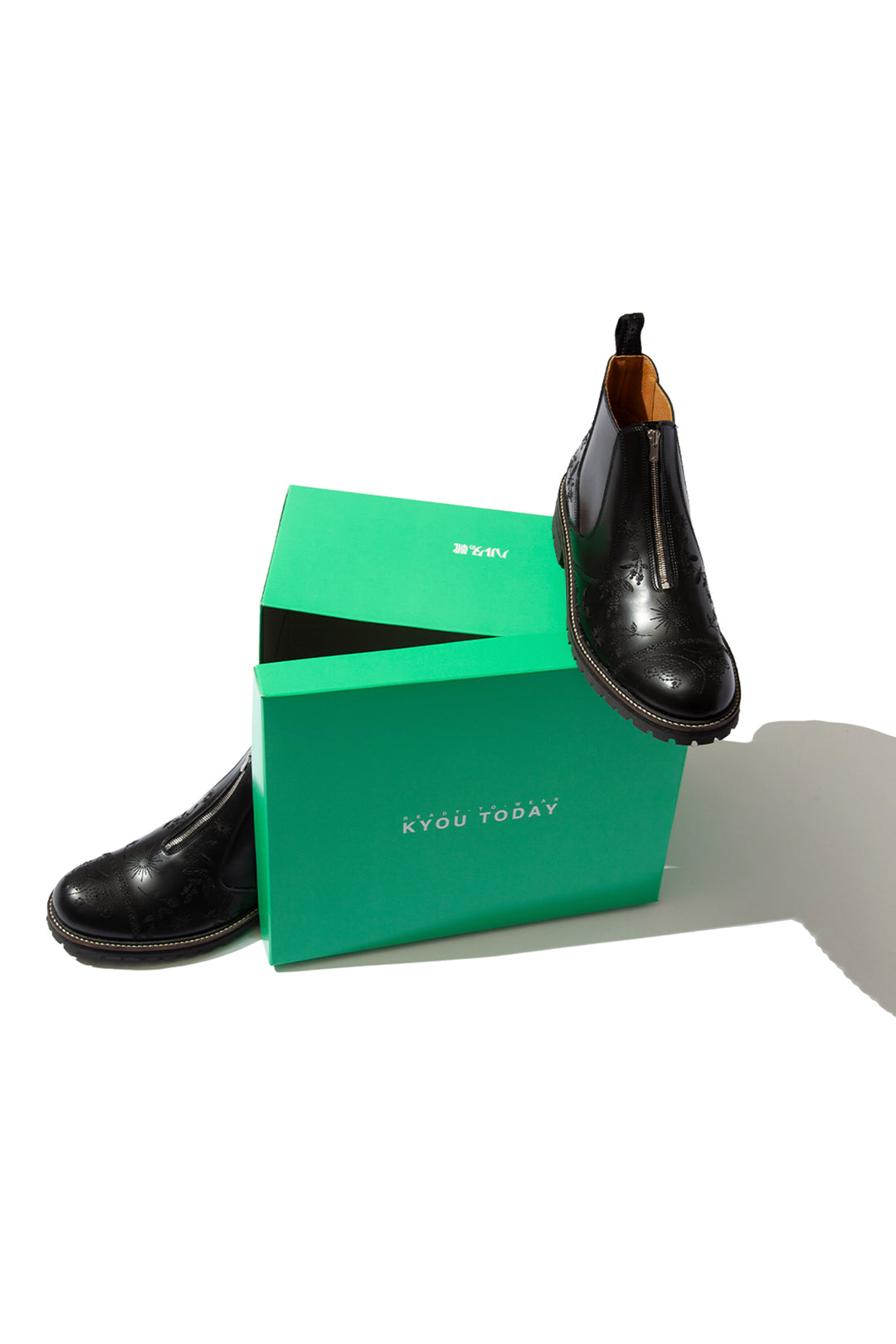 "HUNTER" Embroidered Front-zip Hunting Boots by HARUTA