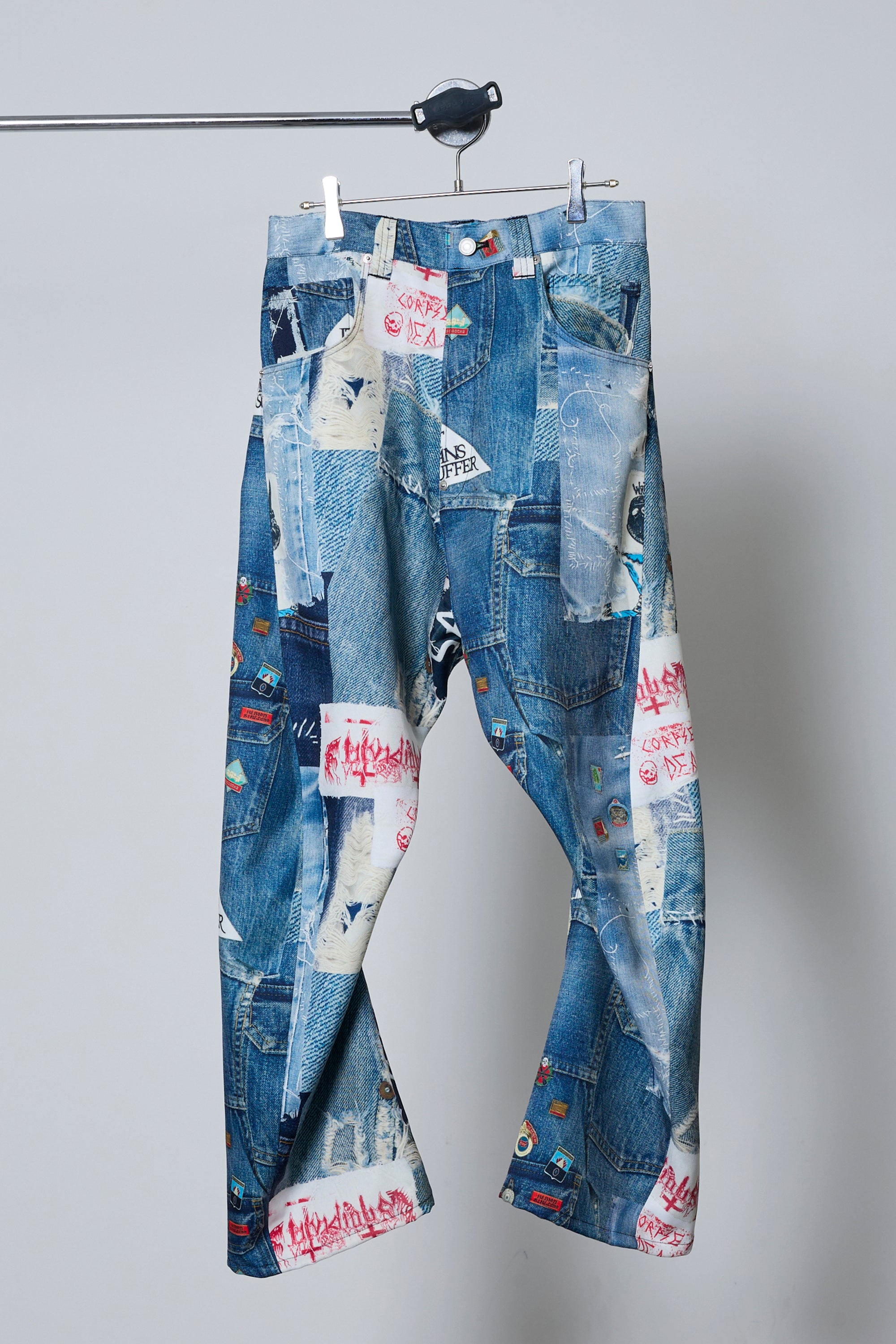 ほぼ新品⬛︎BODYSONG⬛︎ 3D CUT TROUSERS 3D CUT TROUSERS TROMPE L'OEIL JUV BLUE bodysong.（ボディソング