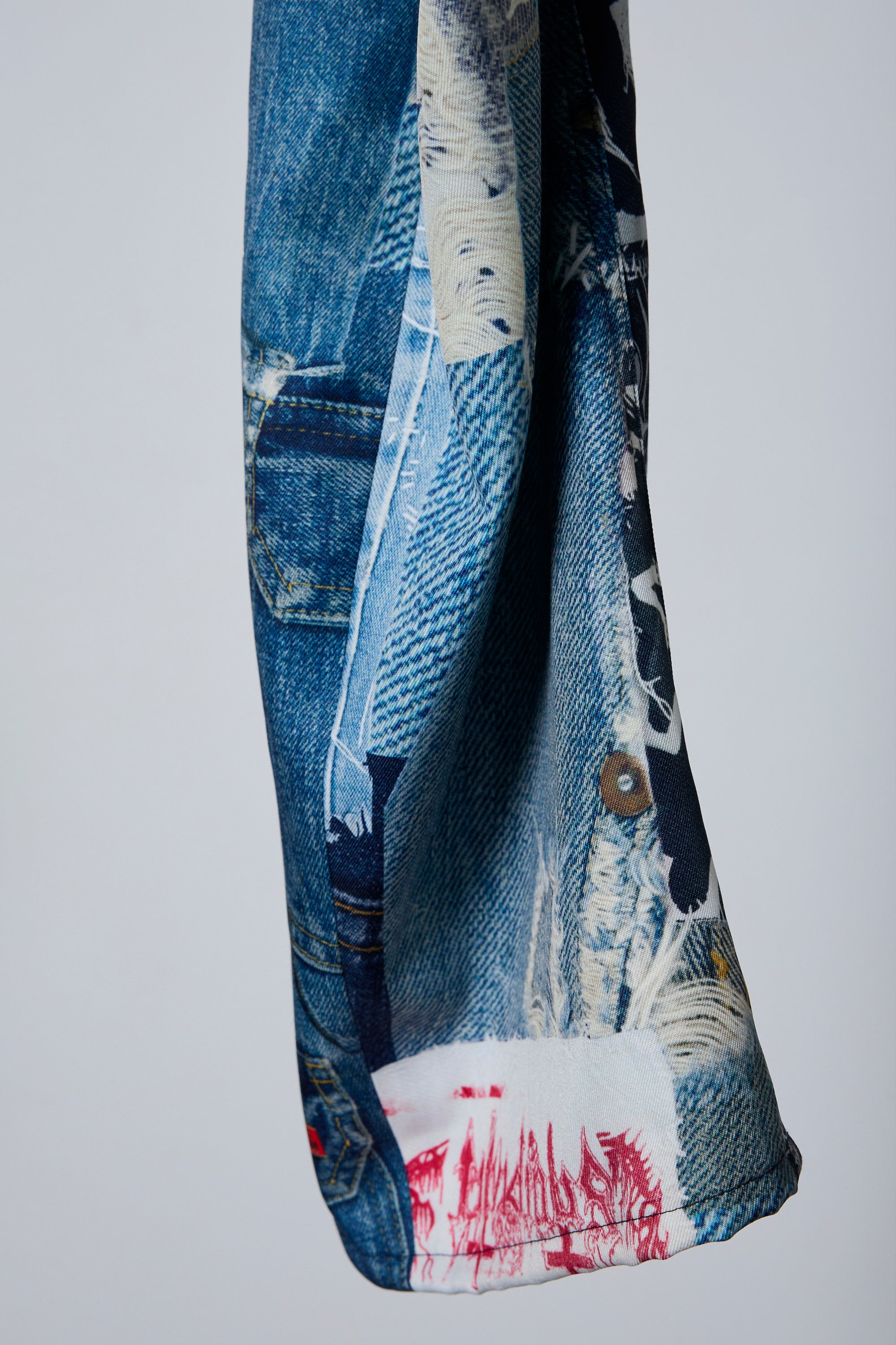 3D CUT TROUSERS TROMPE L'OEIL JUV BLUE bodysong.（ボディソング