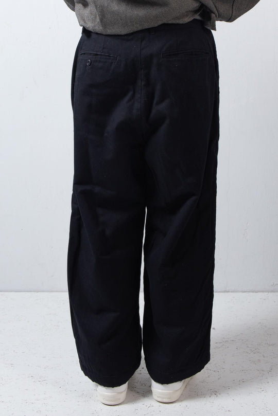 Inner Boa 2tuck Pants