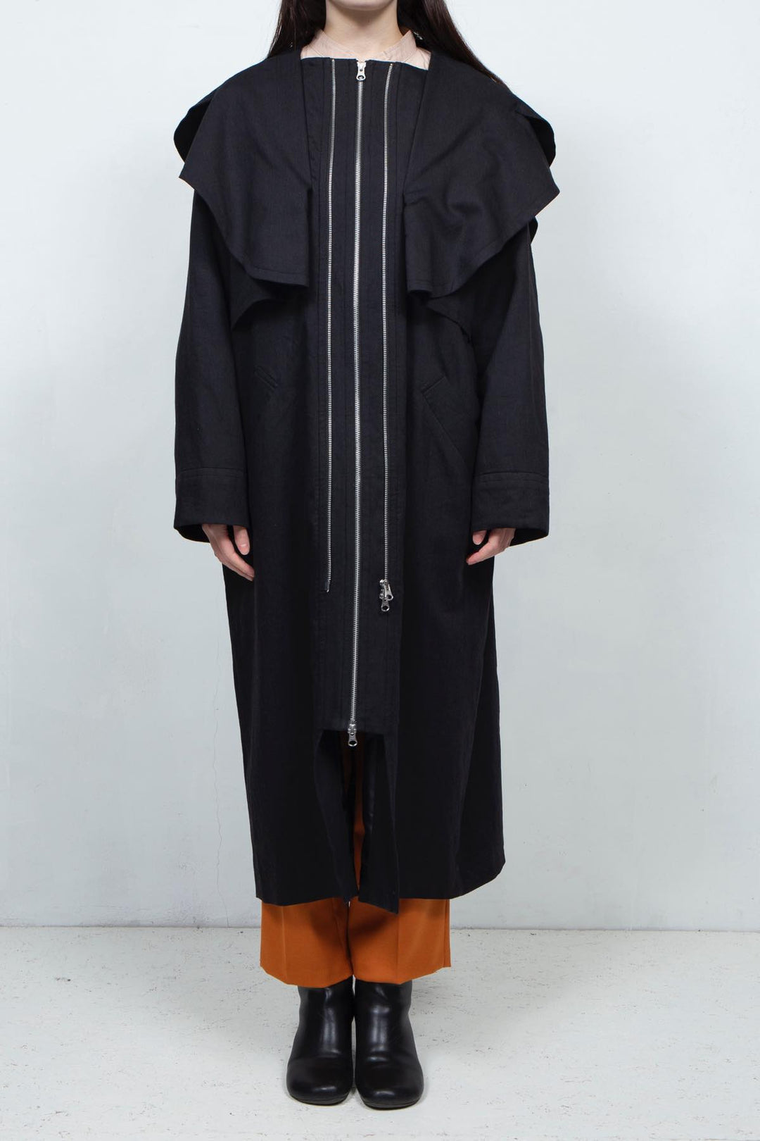 GHOST PARTY / linen & cotton layered coat Black