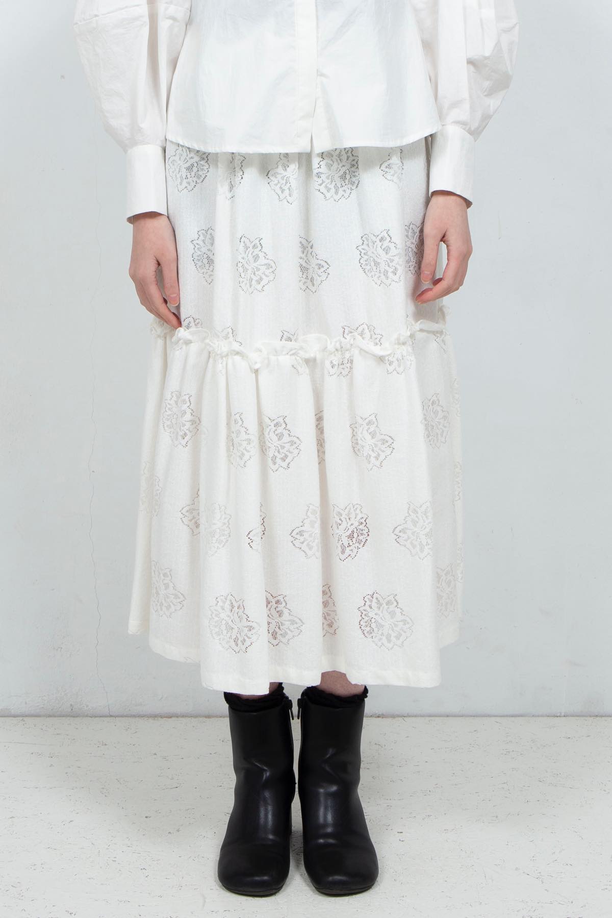 Lace skirt White / EAUSEENON(オウシーナン)通販・取り扱い Lace skirt White / EAUSEENON(オウシーナン)通販・取り扱い