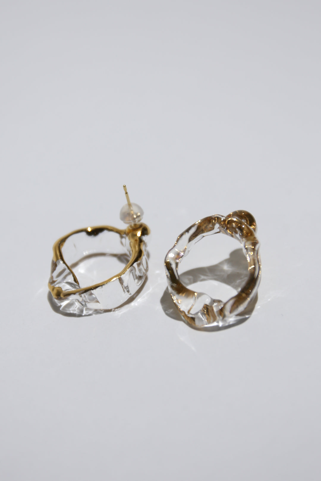 mobius pierce(両耳) gold
